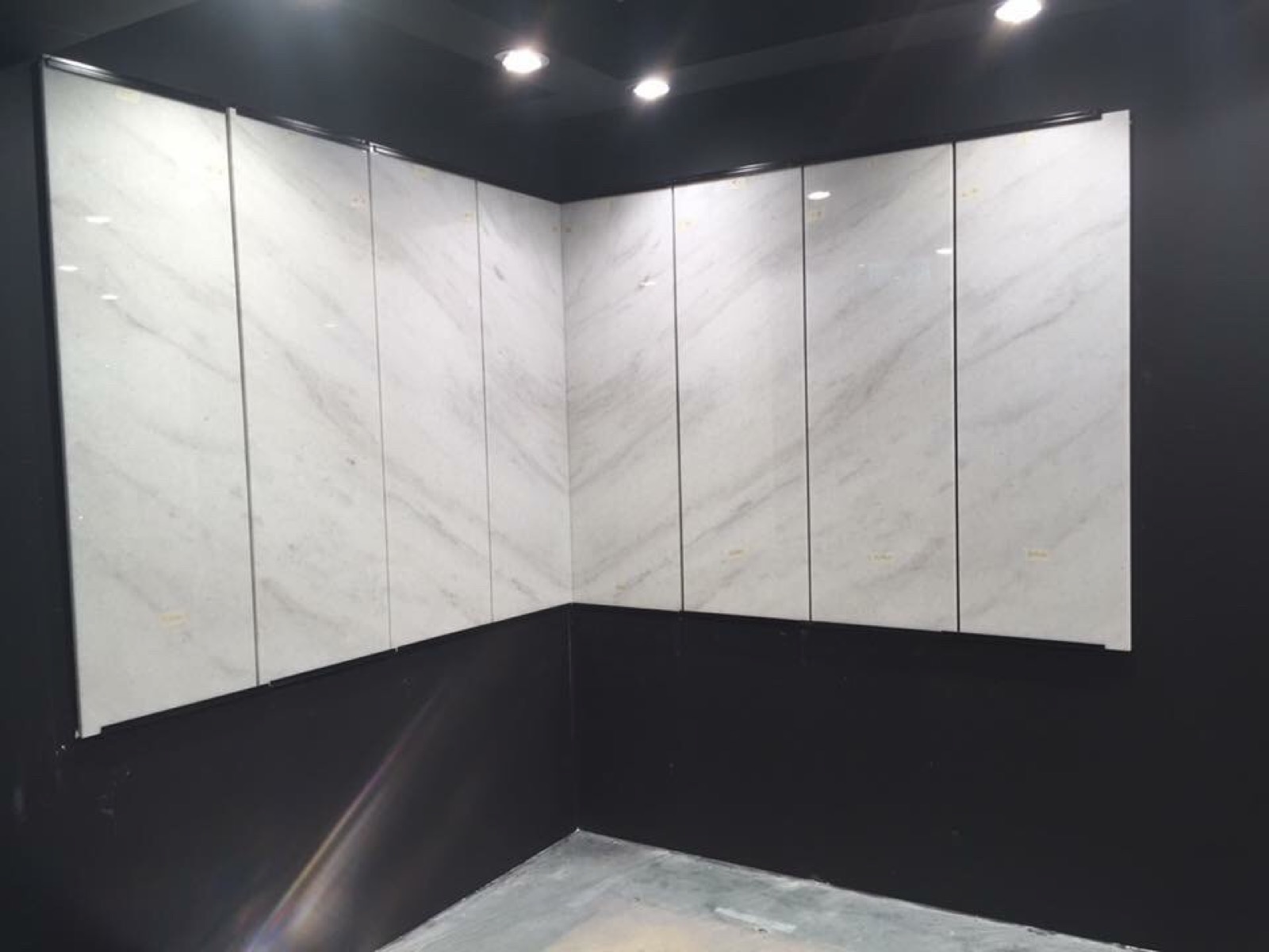 Corner detail of the marble wall cladding
