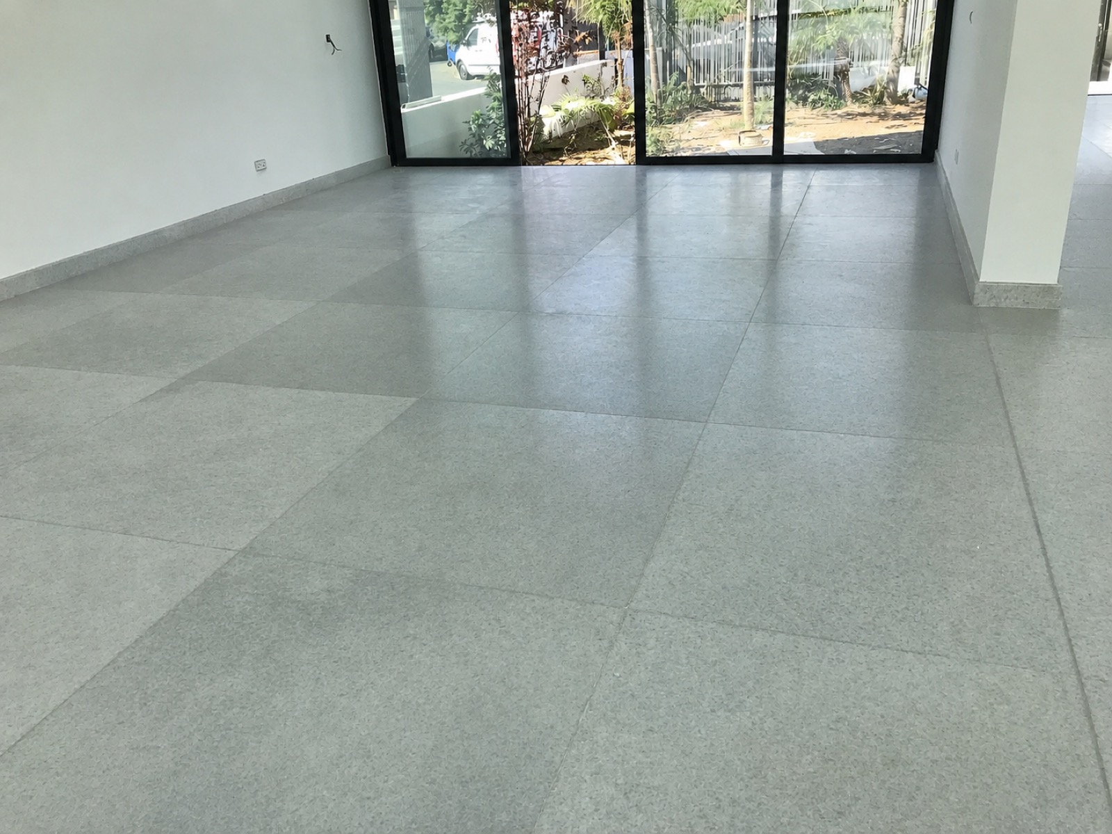 Large-format marble floor